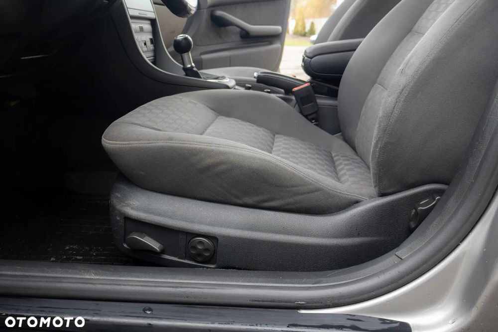 Audi A6 Avant 1.8T - 12