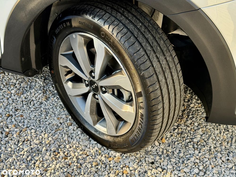 Kia Stonic 1.0 T-GDI L Business Line DCT - 33