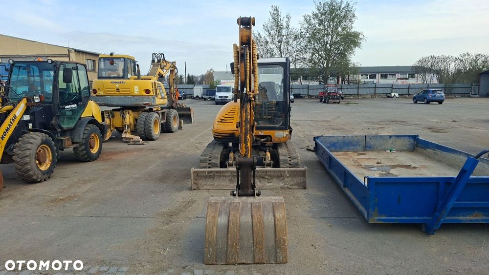 JCB 8052 - 2