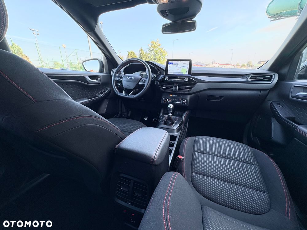 Ford Kuga 1.5 EcoBoost 2x4 ST-Line - 5