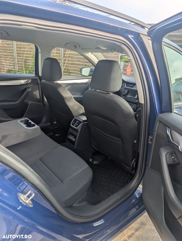 Skoda Octavia 1.6 TDI ELEGANCE DSG - 10