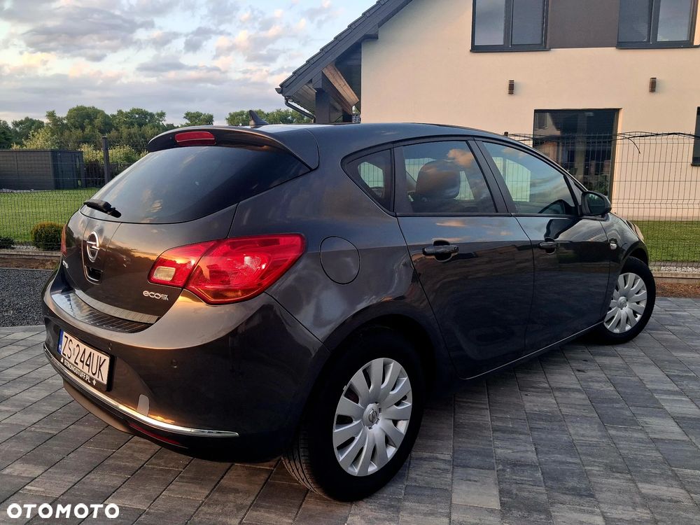 Opel Astra - 19