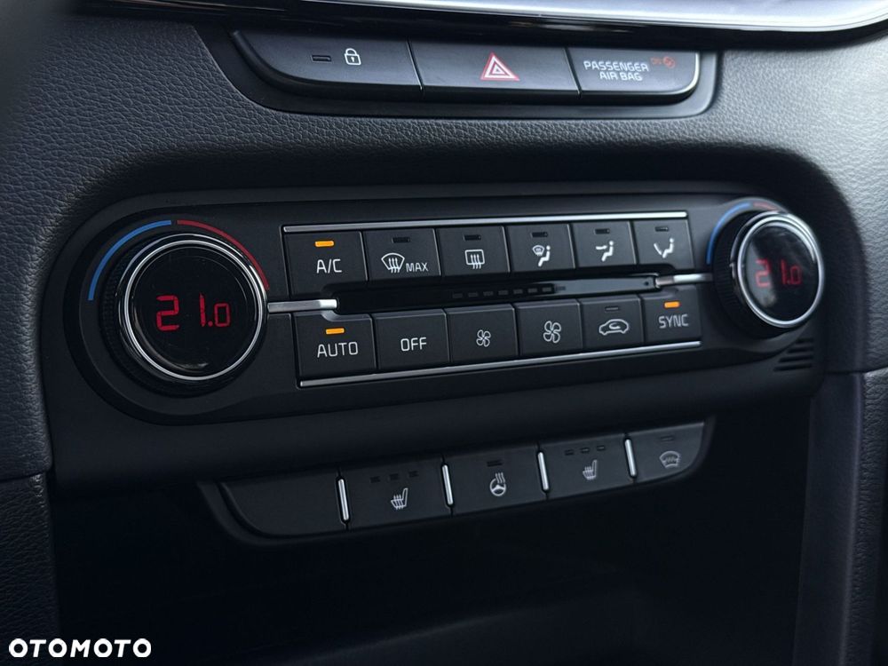 Kia Ceed 1.5 T-GDI L - 17