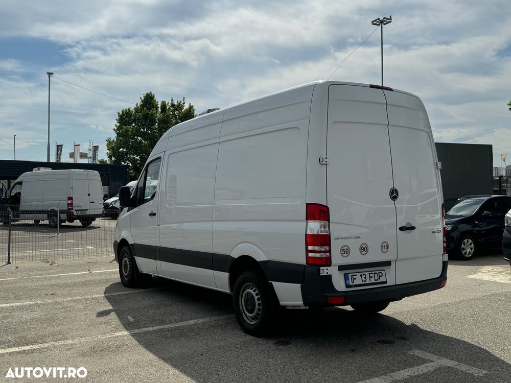 Mercedes-Benz Sprinter - 6