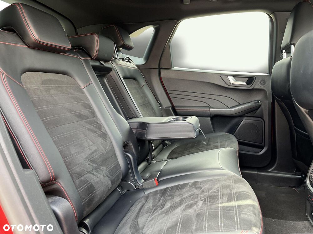 Ford Kuga 2.5 FHEV AWD ST-Line X - 20