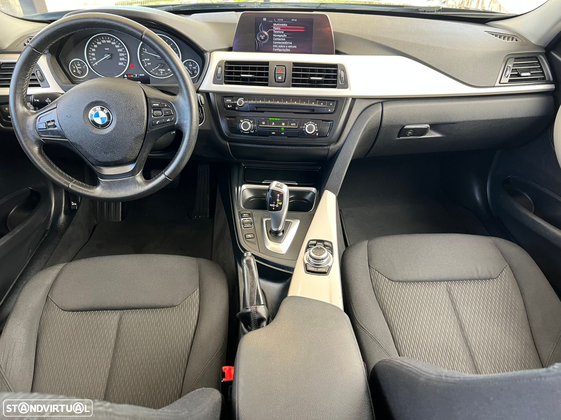 BMW 318 d Auto - 19