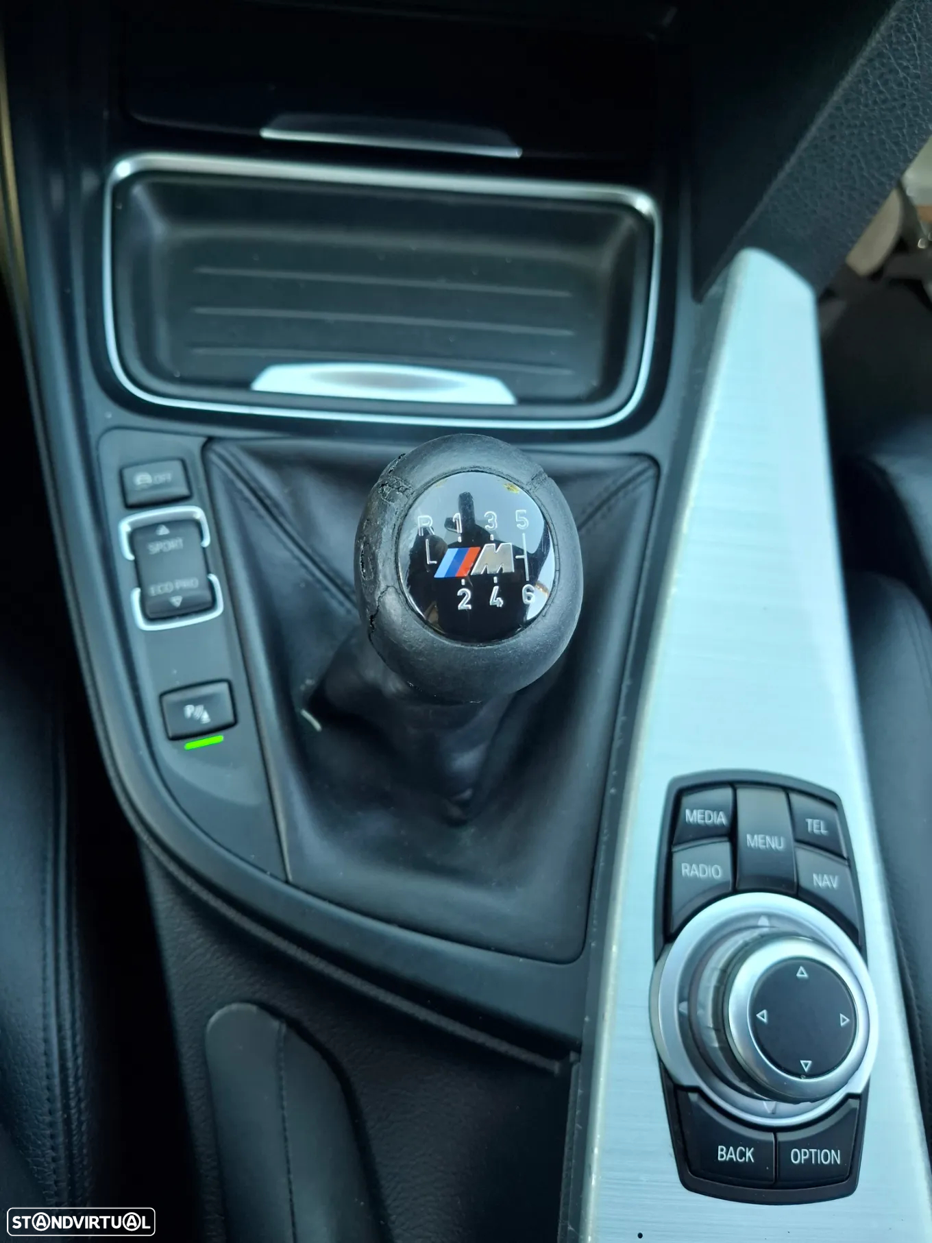 BMW 318 d Pack M - 10