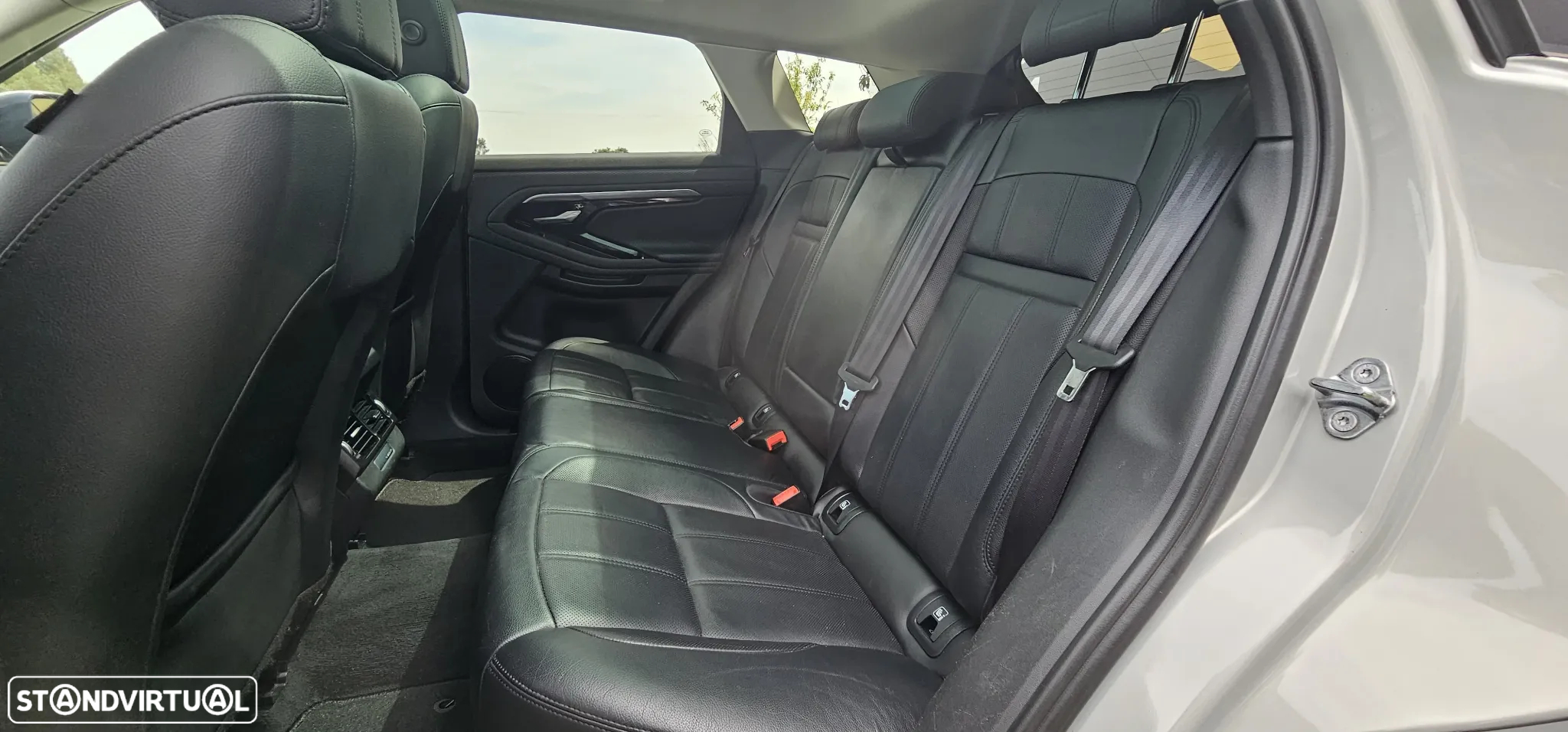 Land Rover Range Rover Evoque D150 S - 23