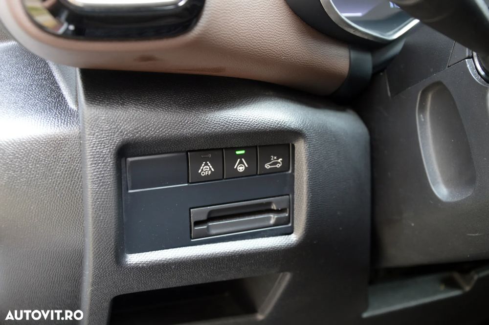 Citroën C5 Aircross 1.6 PureTech S&S EAT8 Shine - 20