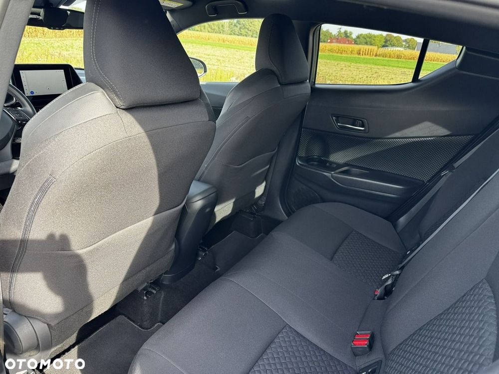 Toyota C-HR - 19