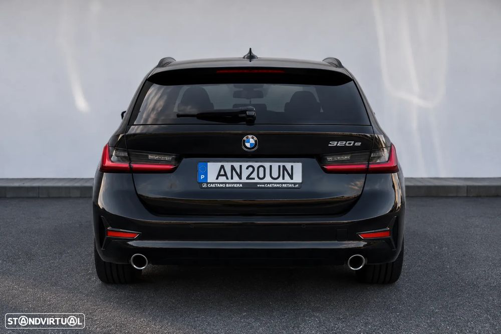 BMW 320 - 15