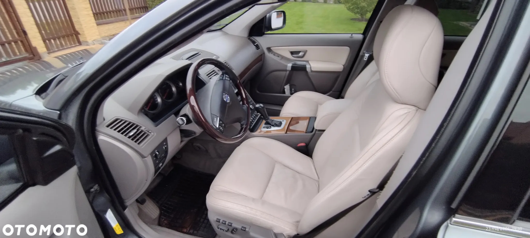 Volvo XC 90 - 17