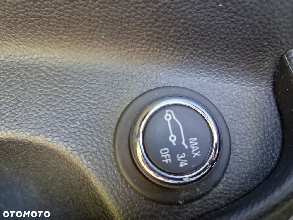 Opel Insignia 2.0 CDTI Executive - 28