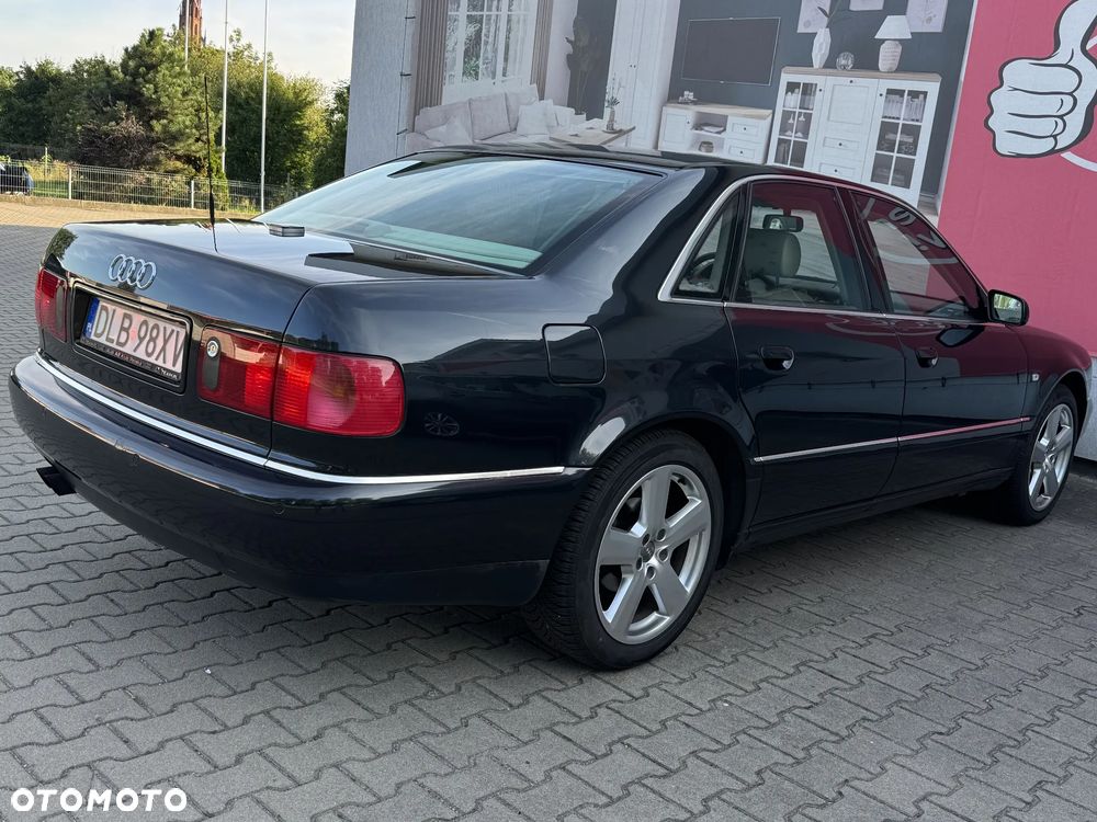 Audi A8 - 5
