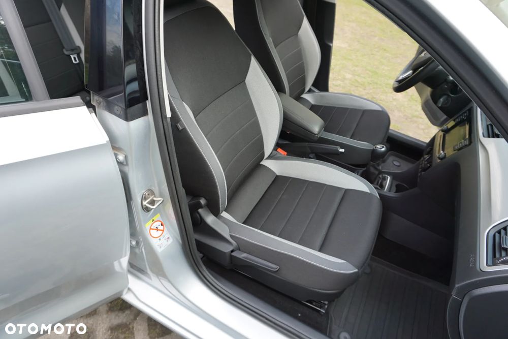 Skoda RAPID Spb 1.0 TSI Ambition - 21