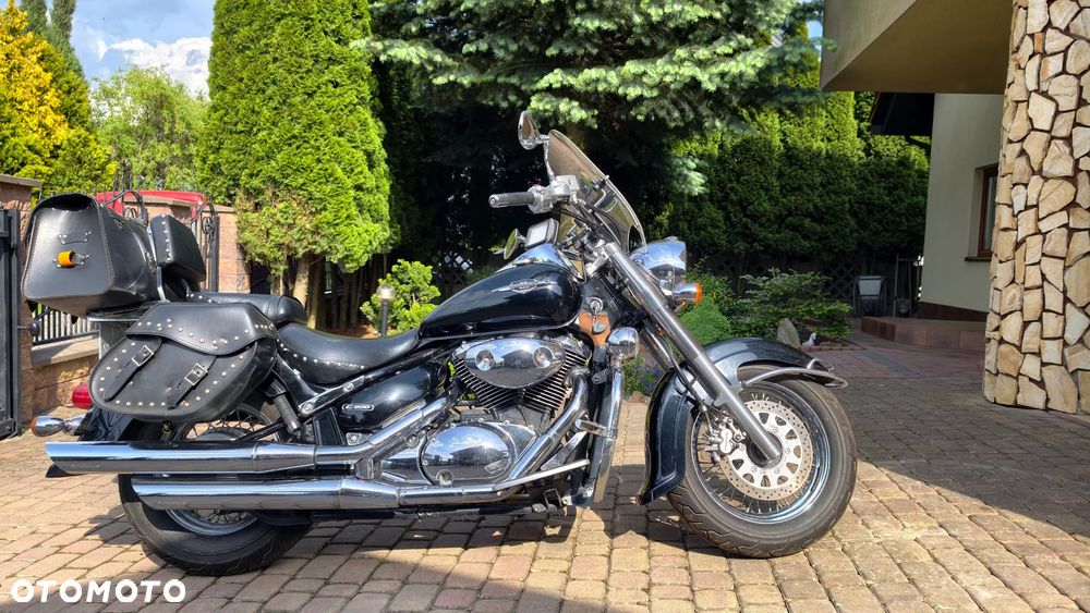 Suzuki Intruder - 2