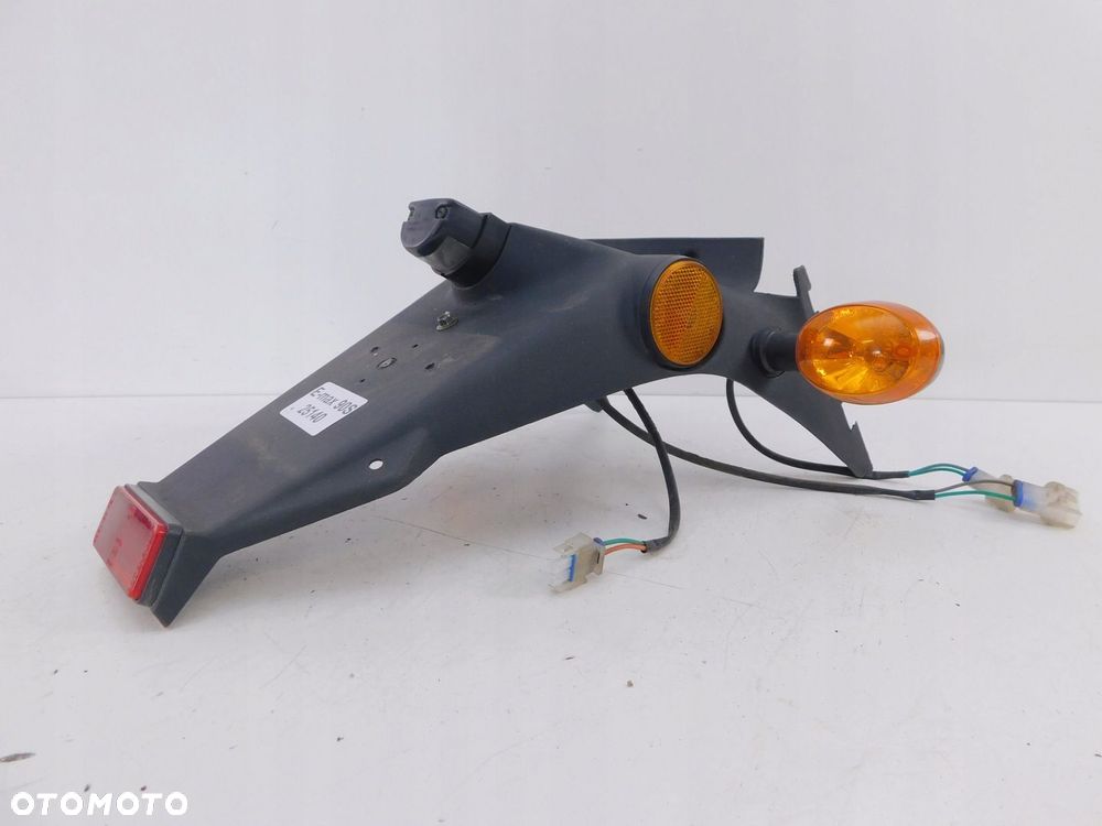 E-MAX 90S BŁOTNIK MOCOWANIE TABLICY TYŁ M1 - 3