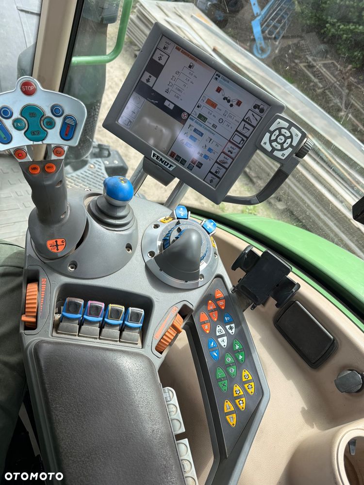 Fendt 724 - 11