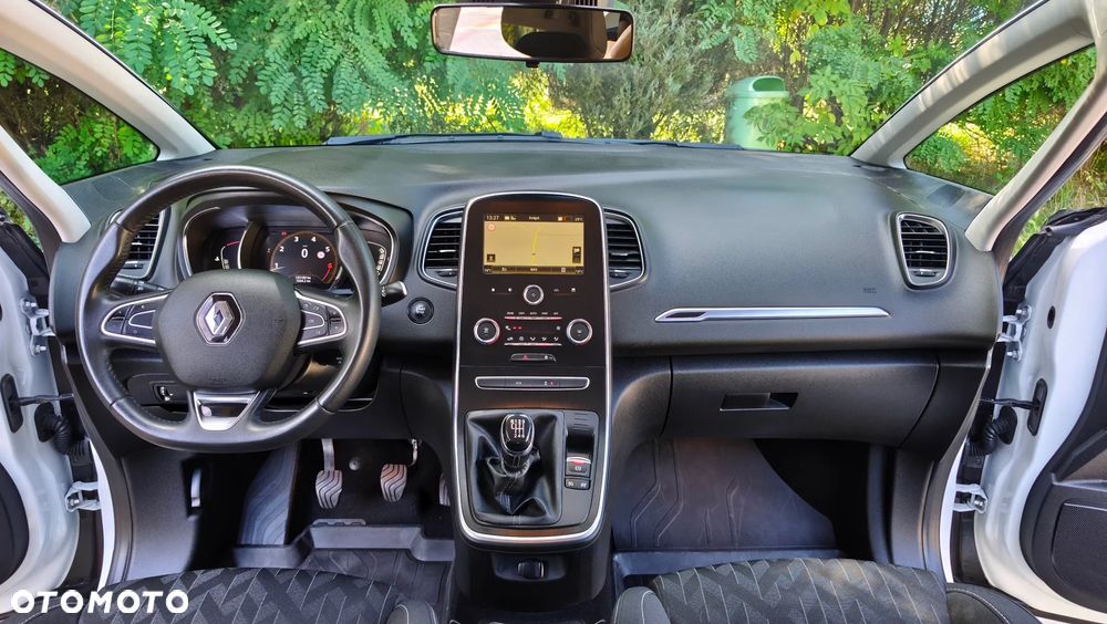 Renault Scenic - 7