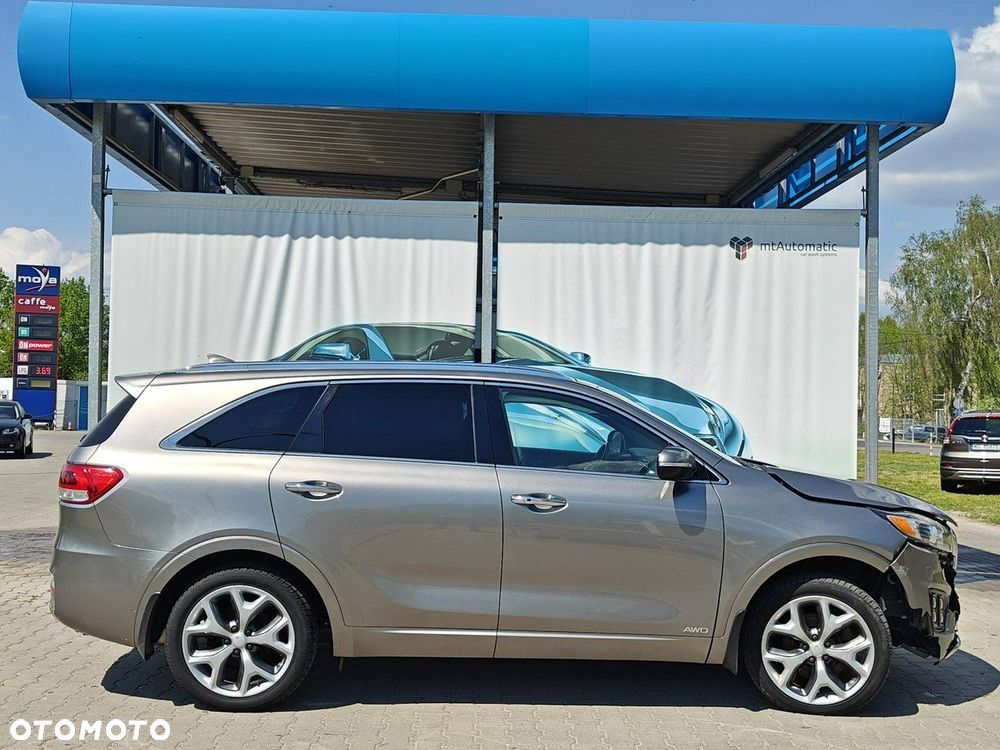 Kia Sorento - 4