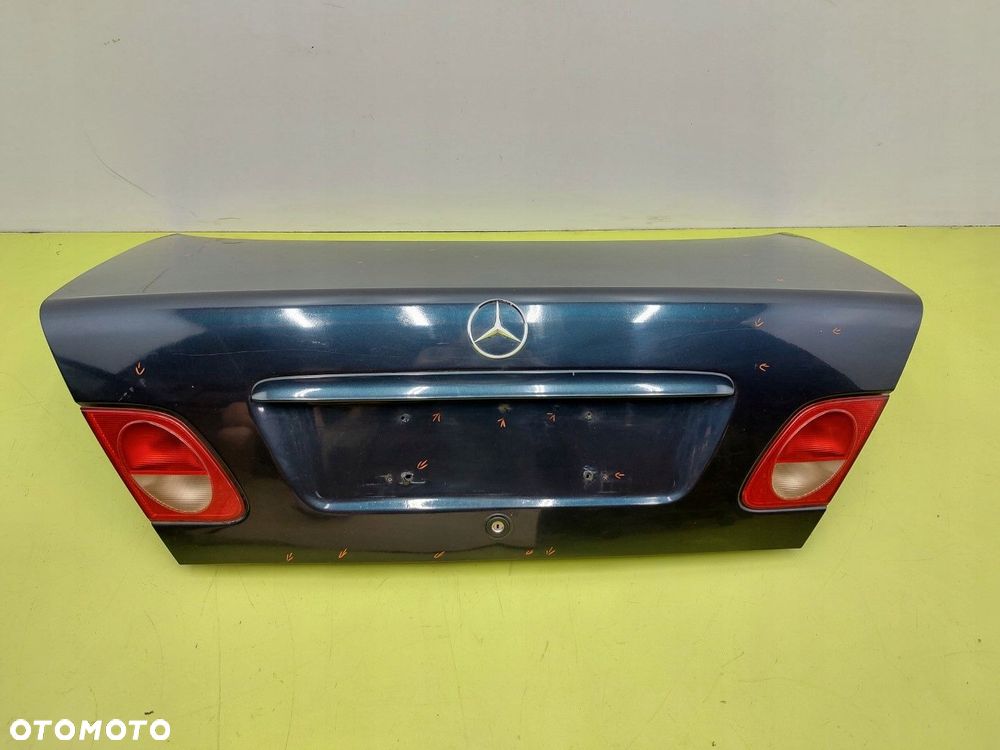Klapa tył tylna Mercedes E-klasa W211  2002-209R SEDAN GRANATOWA LAK: 189 - 2