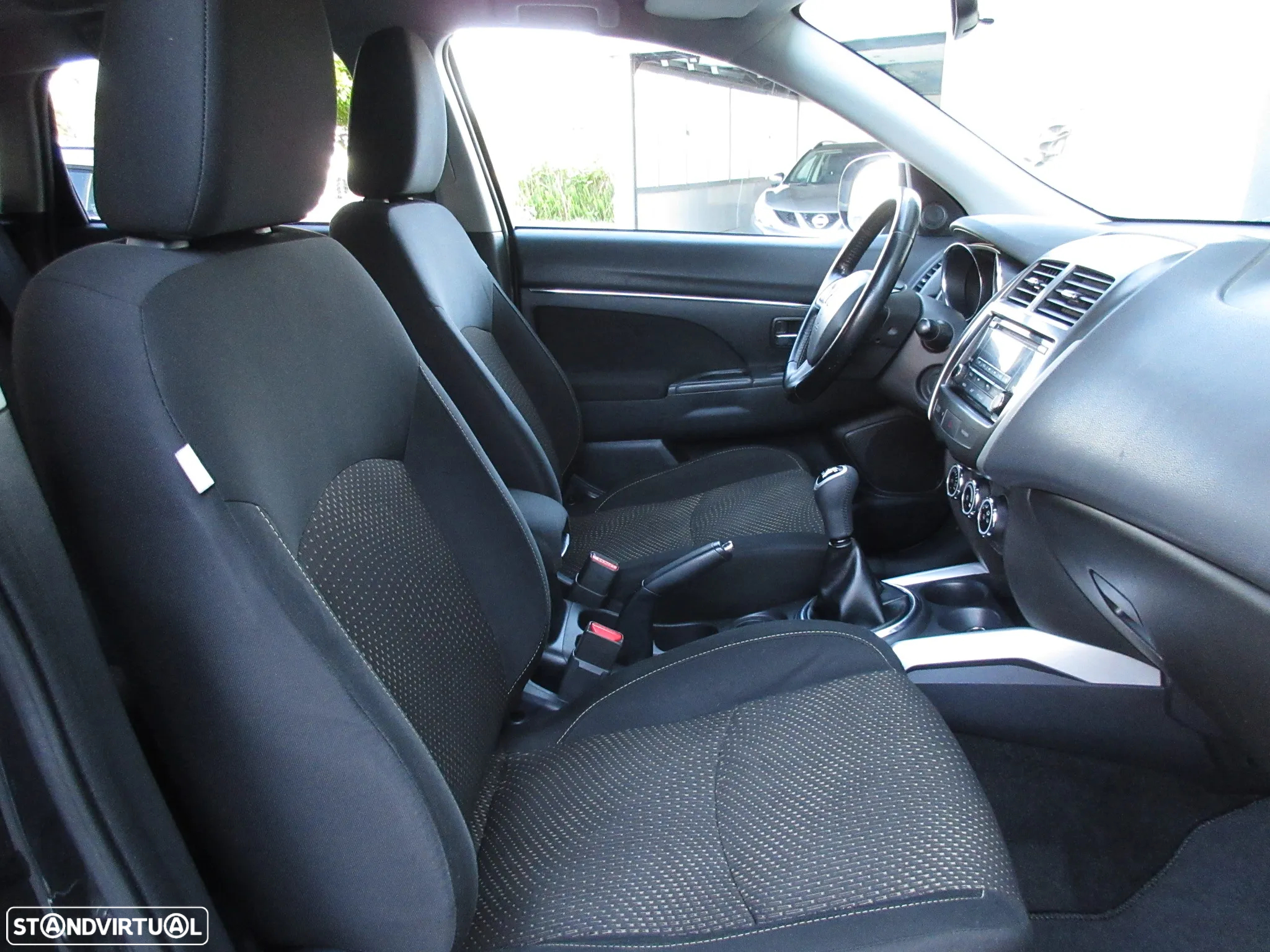 Mitsubishi ASX 1.6 Cross City - 28