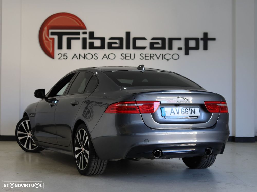 Jaguar Xe 2018 photo 2