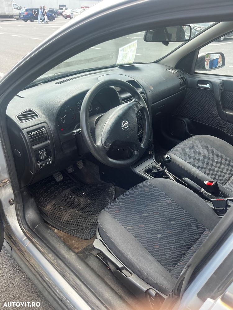 Opel Astra - 9