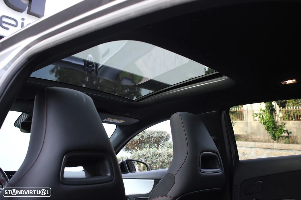Mercedes-Benz A 200 AMG Line Aut. - 24