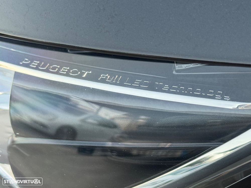Peugeot 308 1.2 PureTech GT Line EAT8 - 18