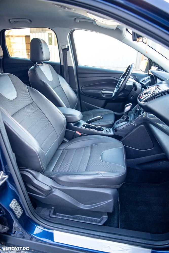 Ford Kuga 2.0 TDCi 4x4 Aut. Individual - 9