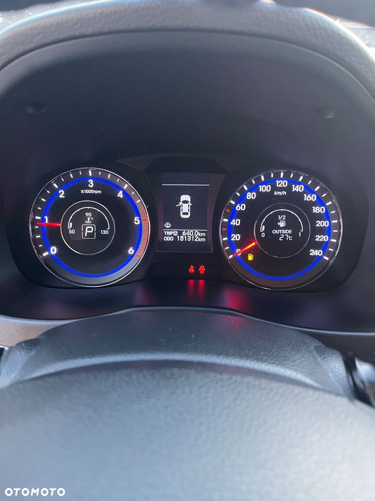 Hyundai i40 - 25