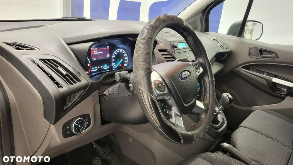Ford Transit Connect - 12