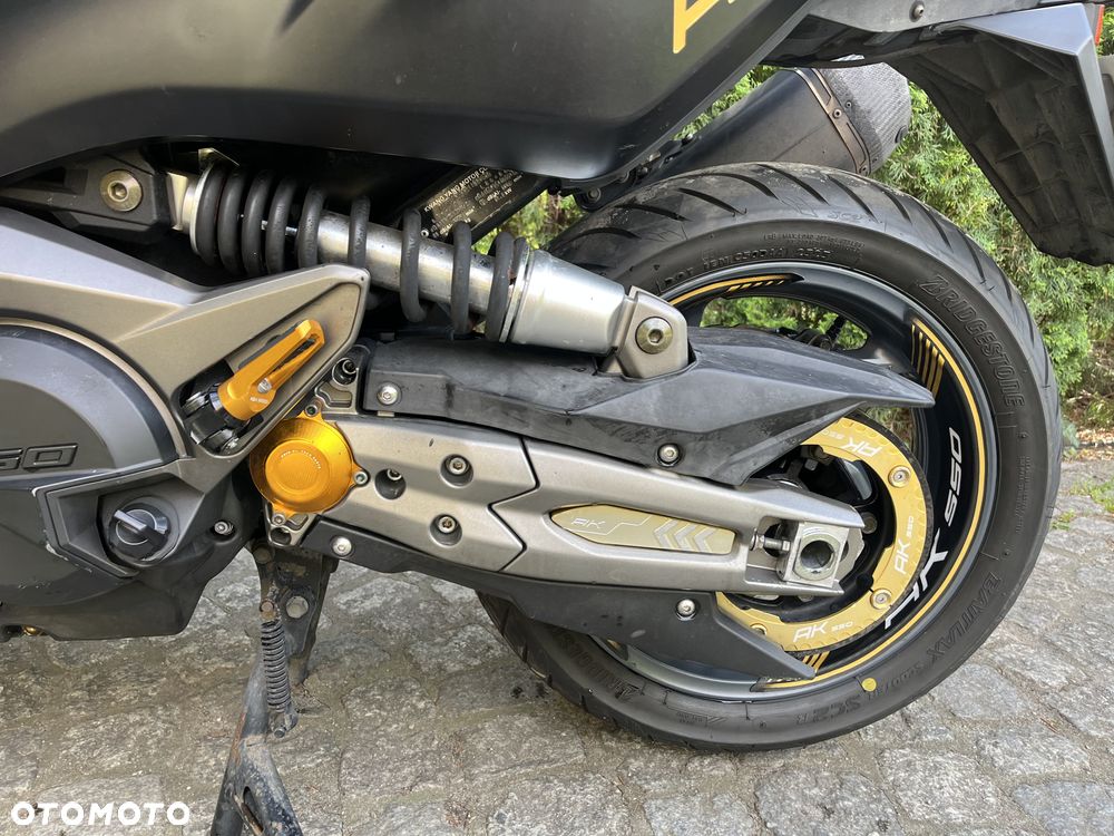 Kymco AK 550 - 11