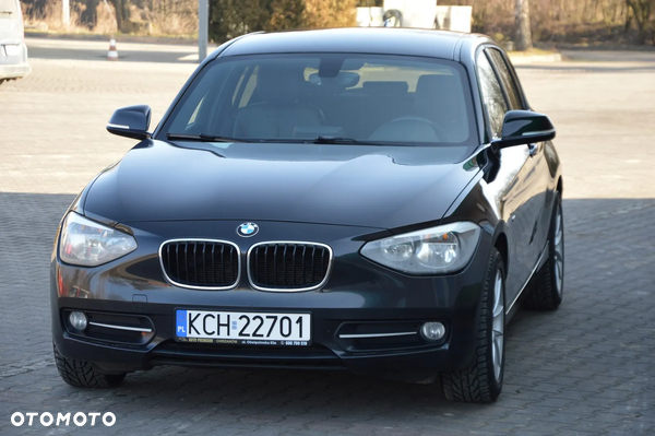 BMW Seria 1 118d DPF Edition Sport