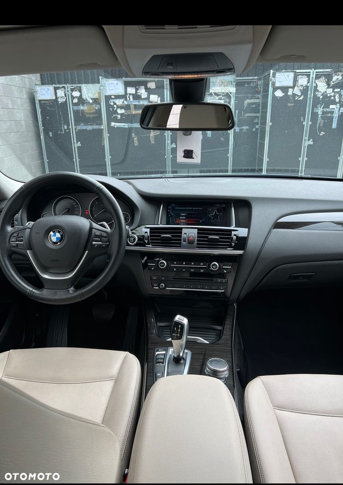 BMW X4 xDrive20d xLine - 9