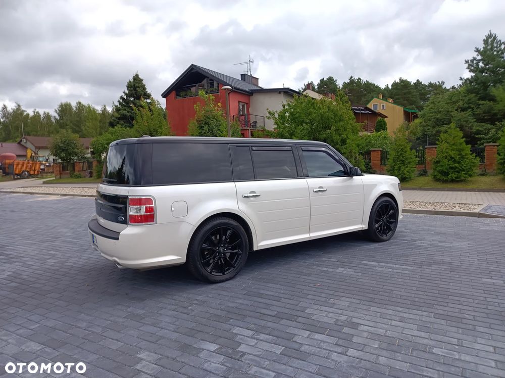 Ford Flex - 32