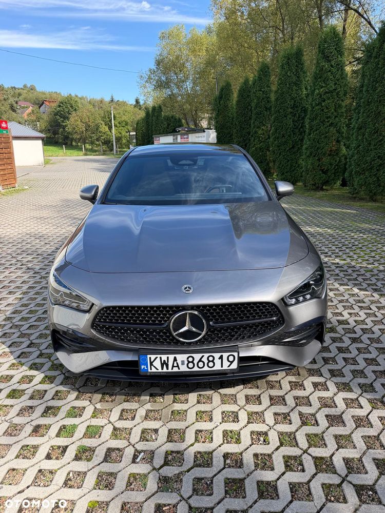 Mercedes-Benz CLA 250 E AMG Line 8G-DCT - 2
