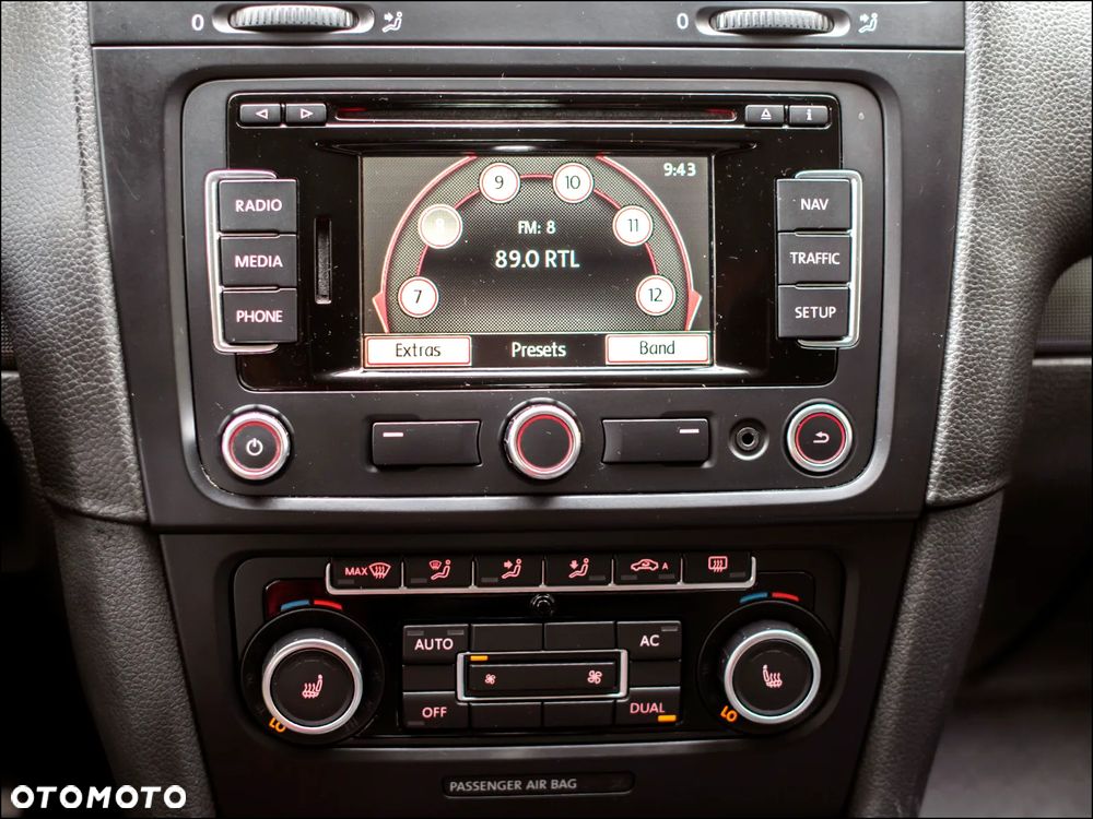 Volkswagen Golf - 23