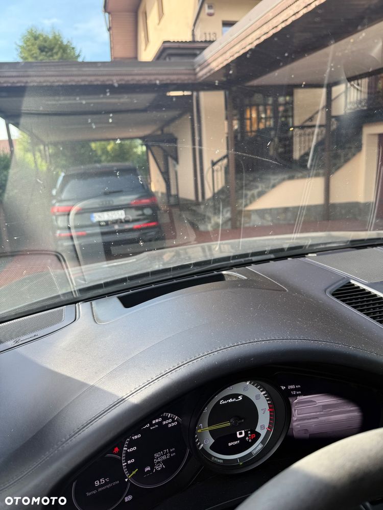 Porsche Cayenne Turbo S E-Hybrid Tiptronic S - 8