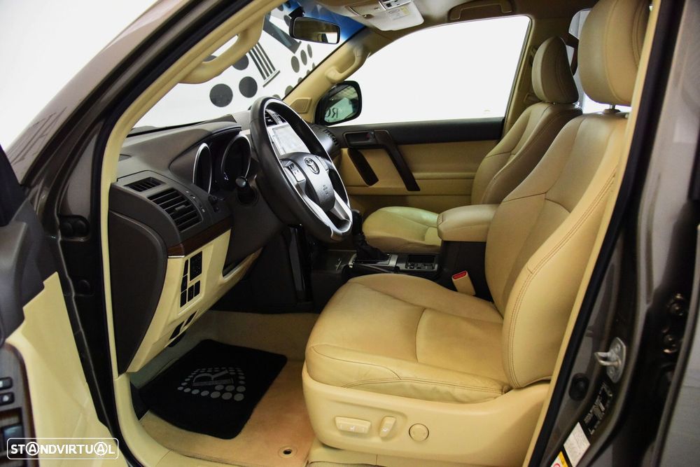 Toyota Land Cruiser 2.8 D-4D CA - 14