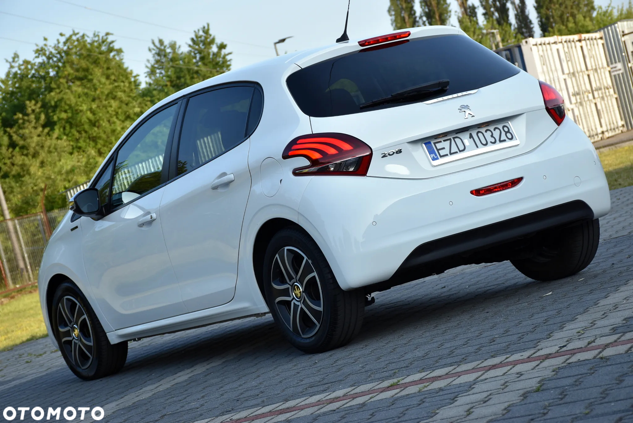 Peugeot 208 - 3