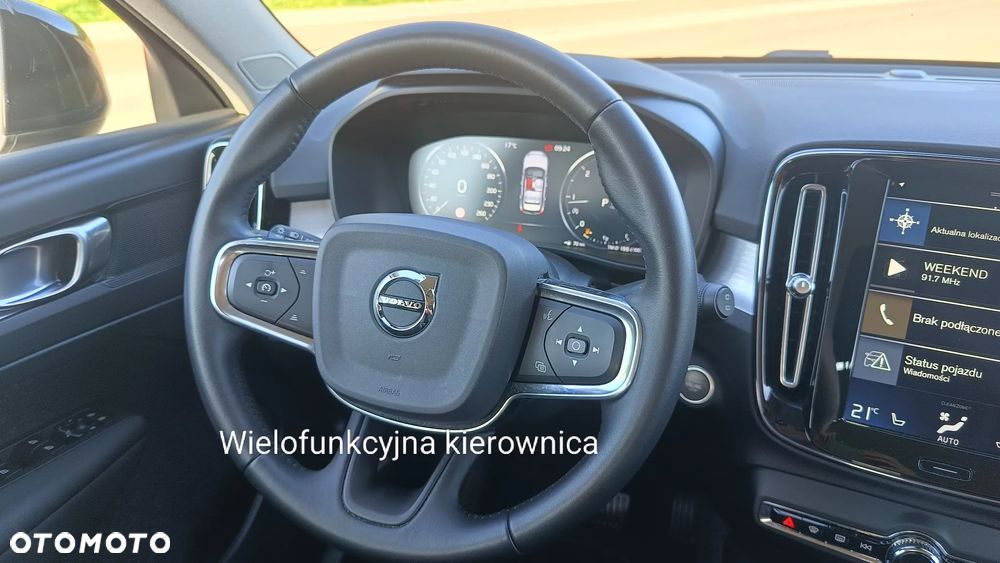 Volvo XC 40 D3 SCR Momentum - 11