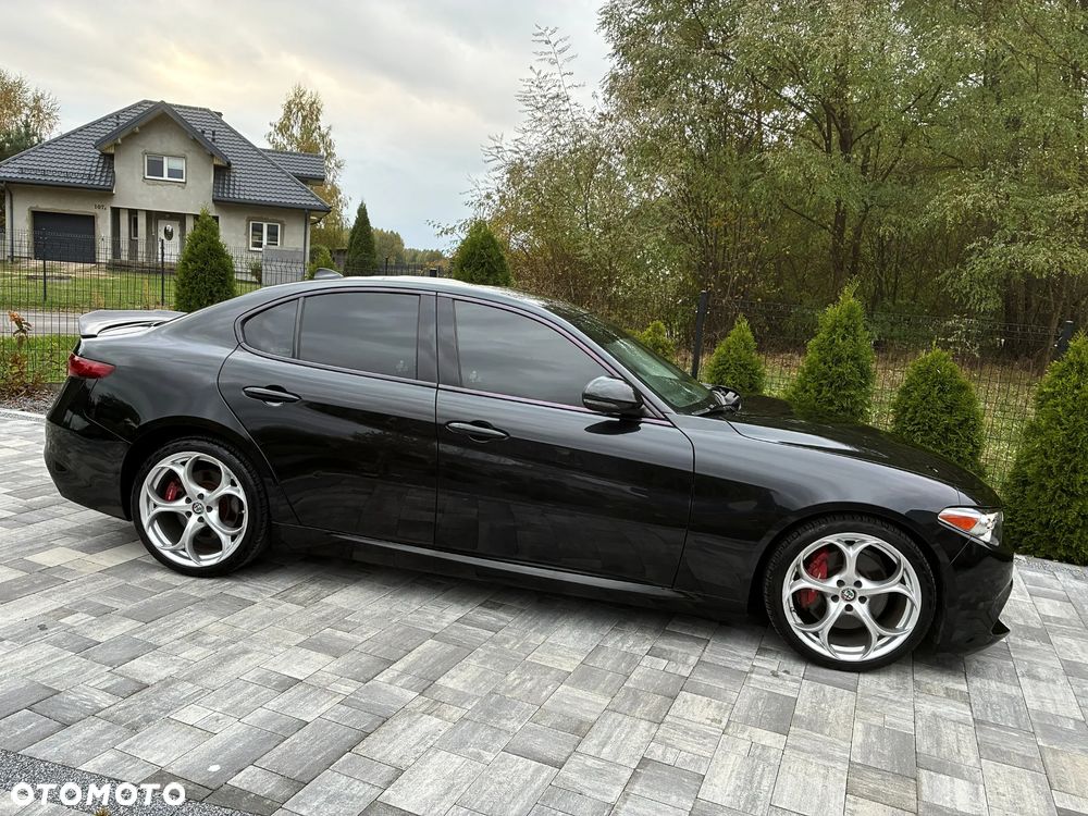 Alfa Romeo Giulia 2.0 Turbo Veloce - 9