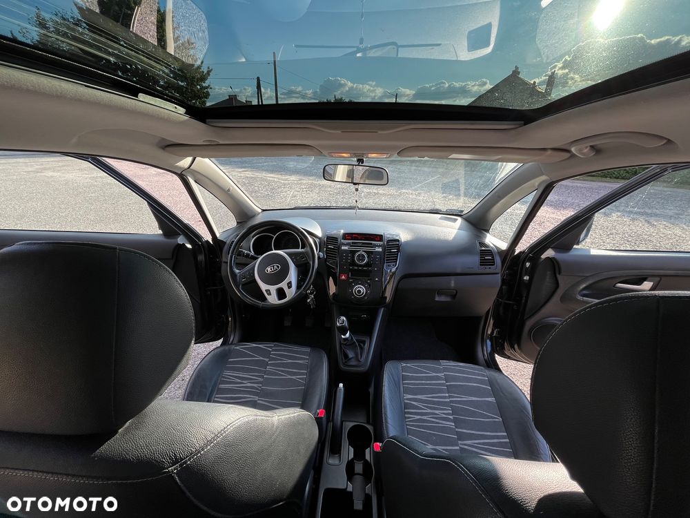 Kia Venga - 16