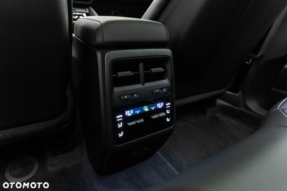 Porsche Macan - 34