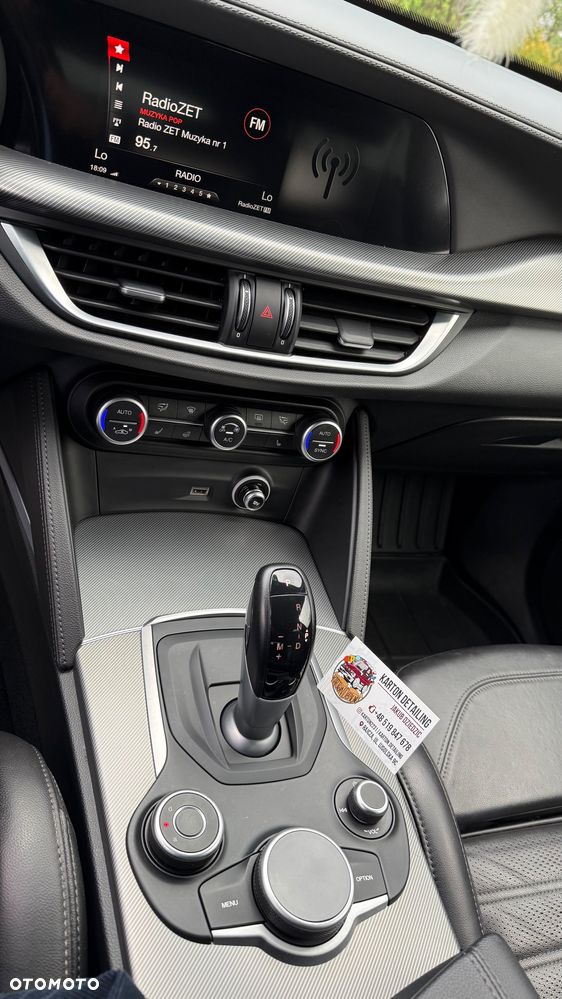 Alfa Romeo Stelvio 2.0 Turbo TI Q4 - 25
