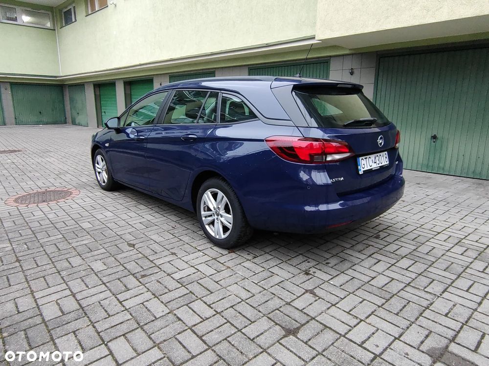 Opel Astra 1.6 CDTI Enjoy - 4