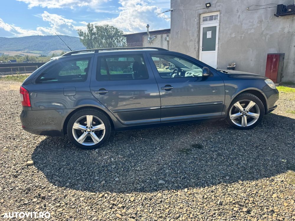 Skoda Octavia 2009 photo 5