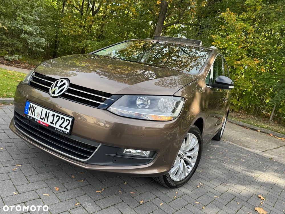Volkswagen Sharan 2012 photo 2